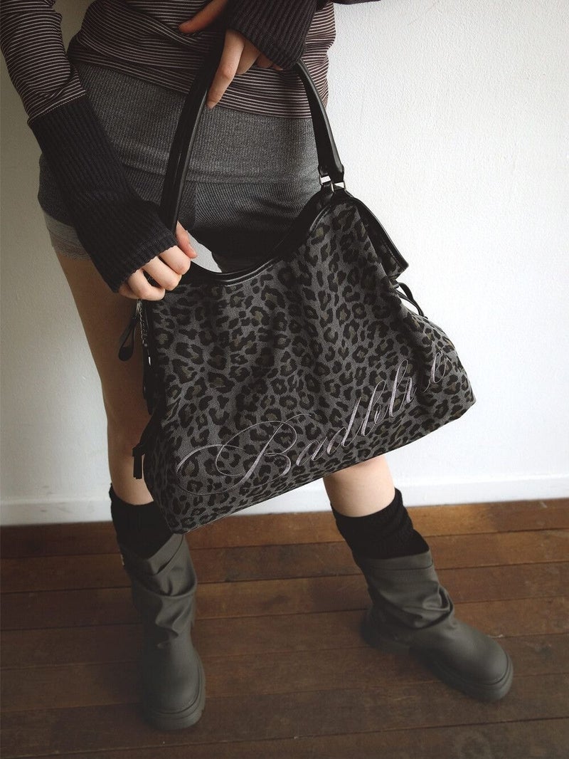 BubbleBum Bad Blue Leopard Dimsum Bag Charcoal Shoulder Bag Handbag-Women Daily - Image 4