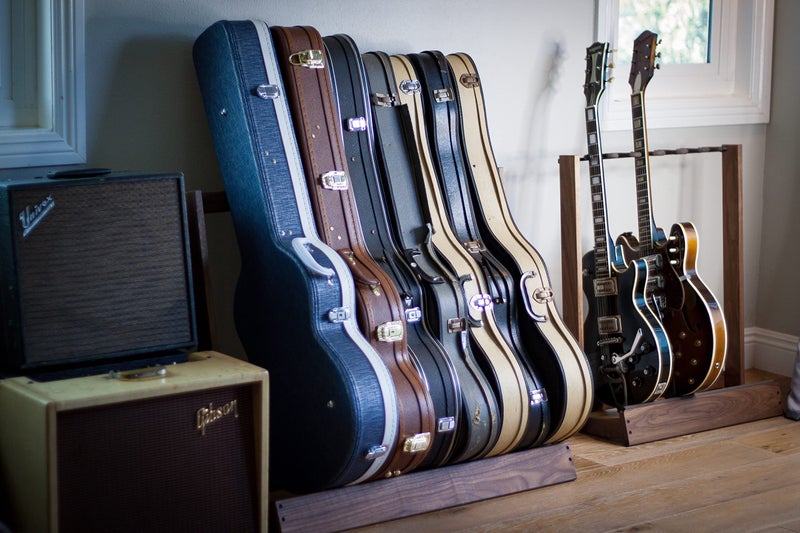 String Swing CC29 Folding Hardwood Guitar Case Rack - Image 5