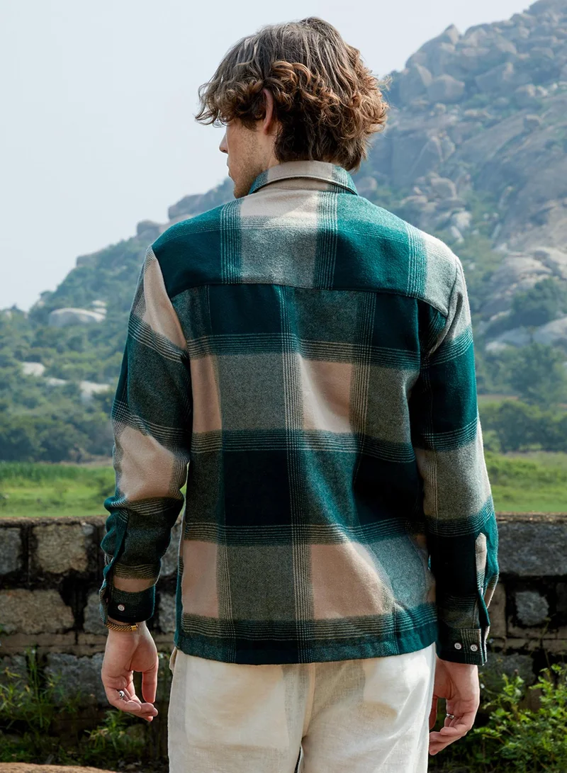 Campus Sutra Campus Sutra Men's Emerald Green & Buff Beige Vignette-Checkered Oversized Shirt For Casual Wear | Spread Collar | Long Sleeve | Button Closure | Oversized Shirt Crafted With Comfort Fit For Everyday Wear