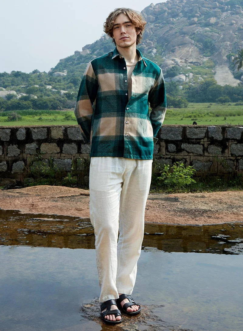 Campus Sutra Campus Sutra Men's Emerald Green & Buff Beige Vignette-Checkered Oversized Shirt For Casual Wear | Spread Collar | Long Sleeve | Button Closure | Oversized Shirt Crafted With Comfort Fit For Everyday Wear
