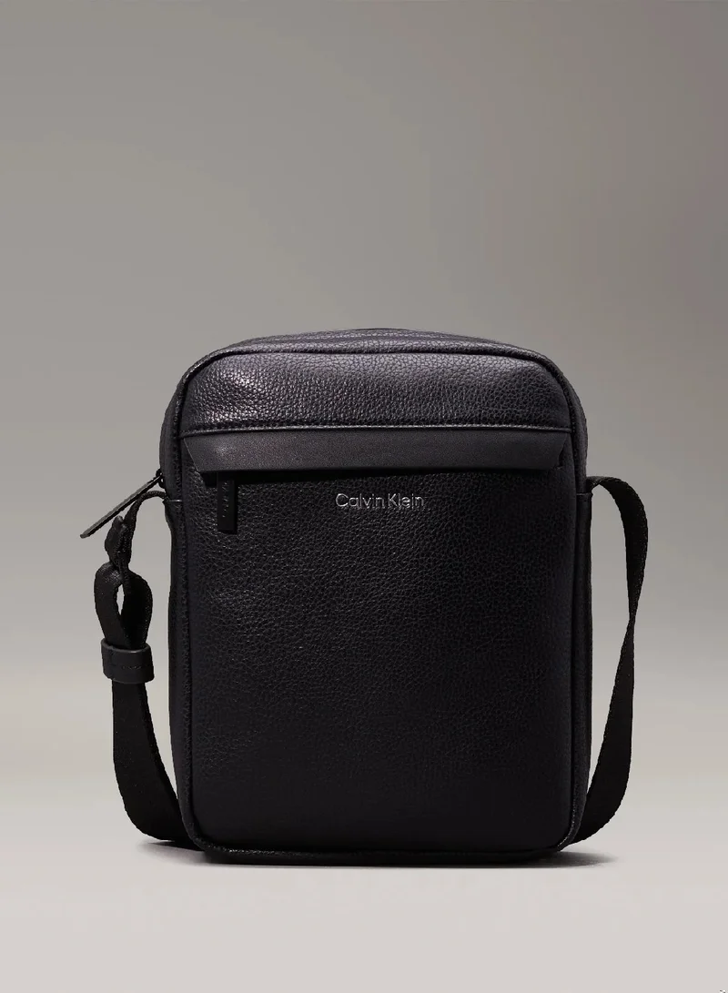 CALVIN KLEIN Reporter Bag