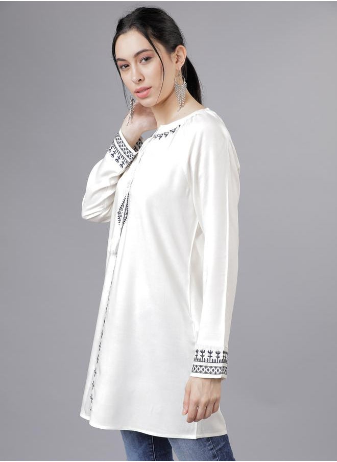 Vishudh Tie-Up Neck Printed Longline Top by Styli  - Image 4