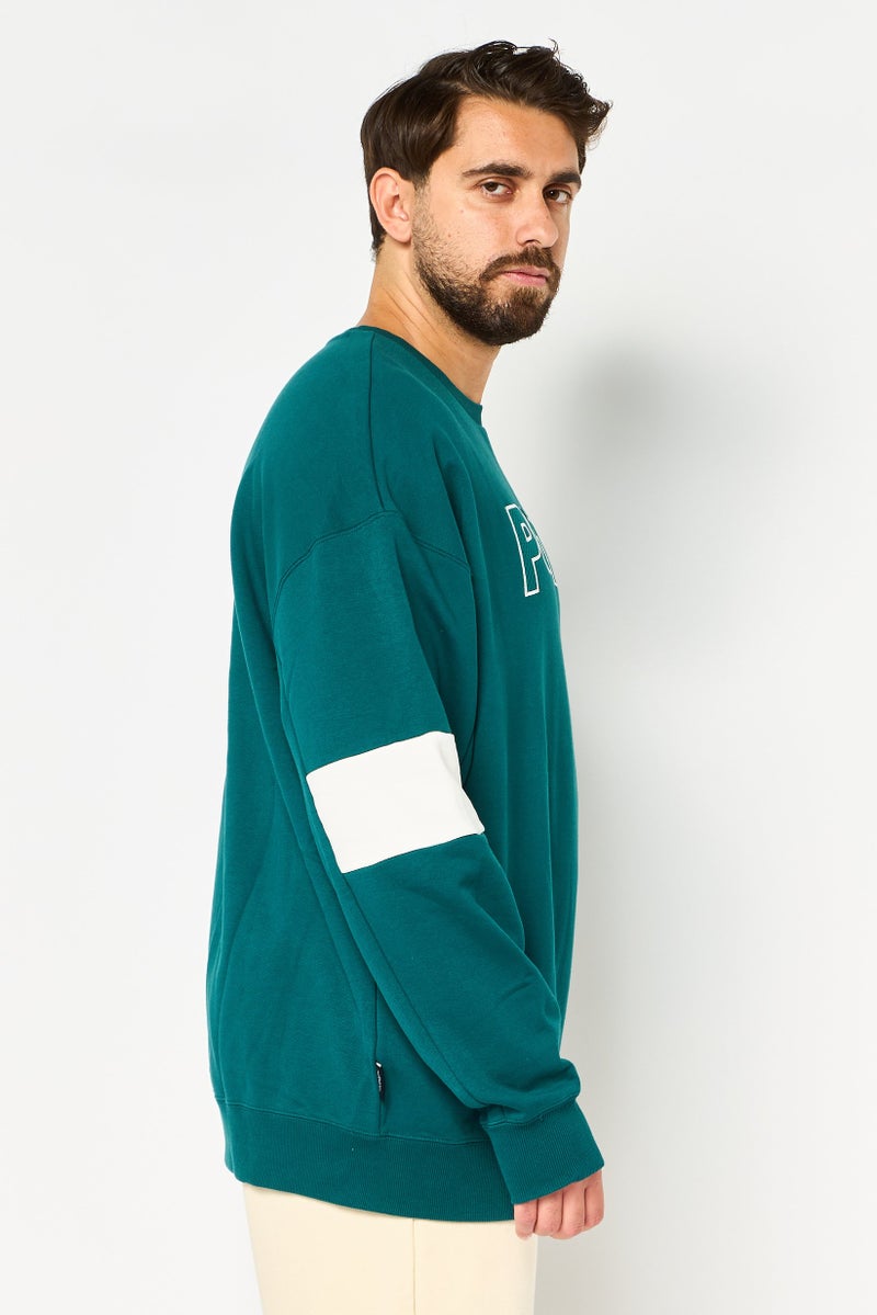 PUMA سويت شيرت رياضي للرجال بأكمام طويلة مناسب في الهواء الطلق، أخضر - Image 4