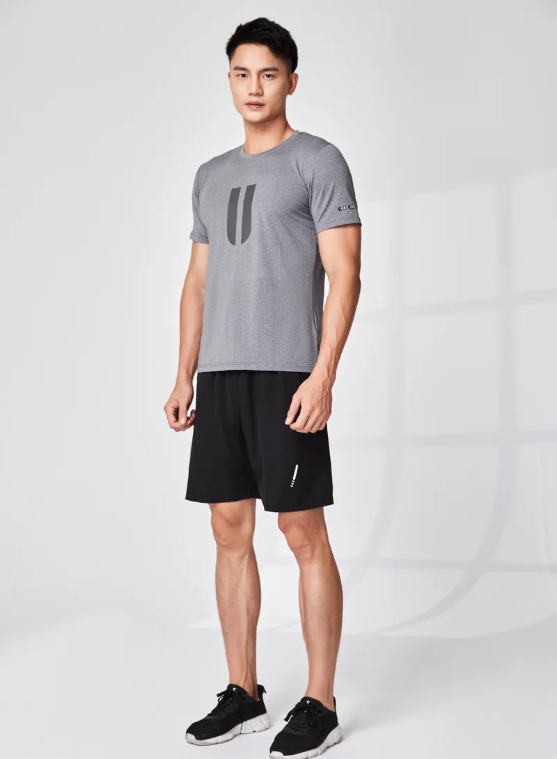 كون.يوغا Relaxed Fit Shorts