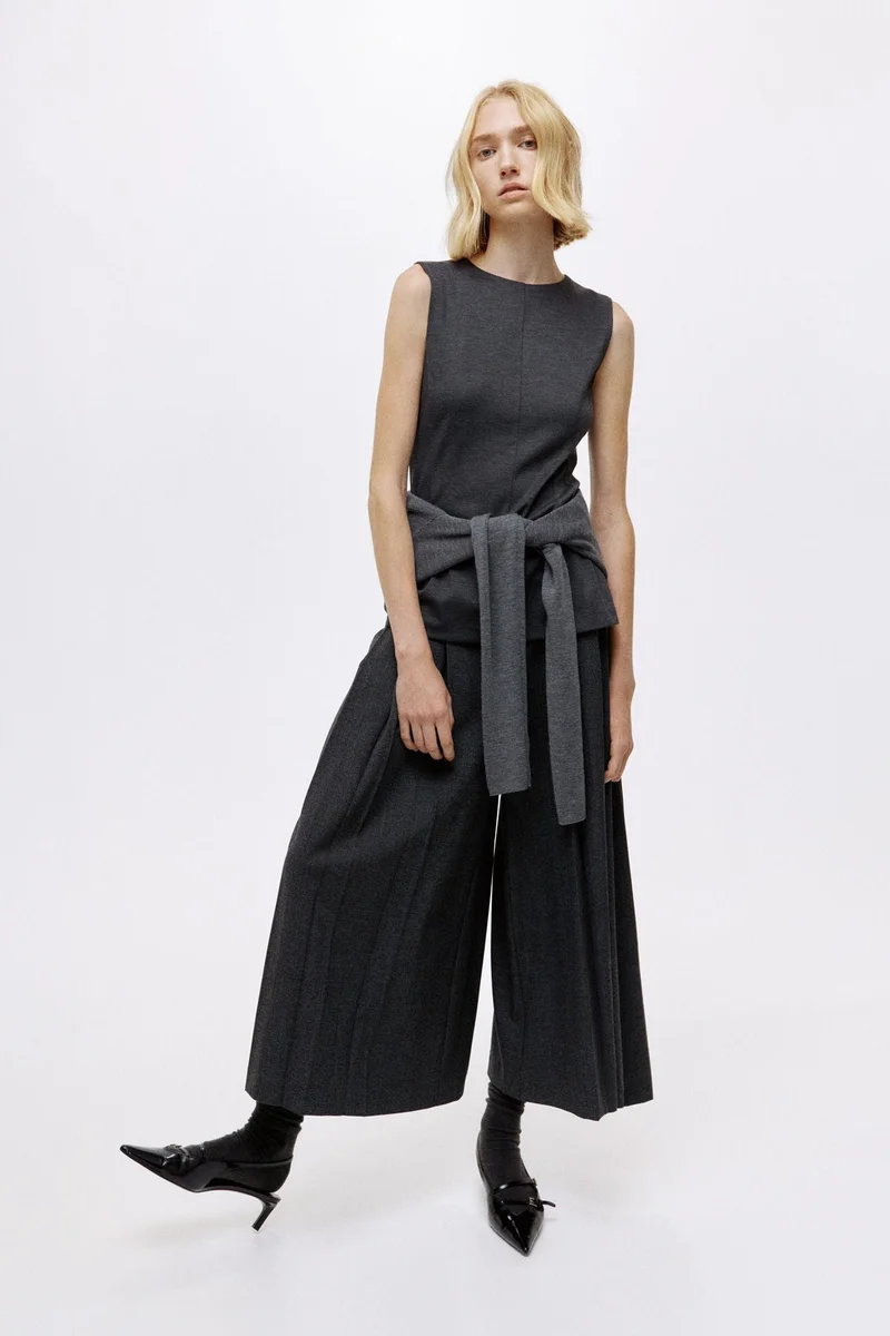 H&M Punto di Roma peplum top