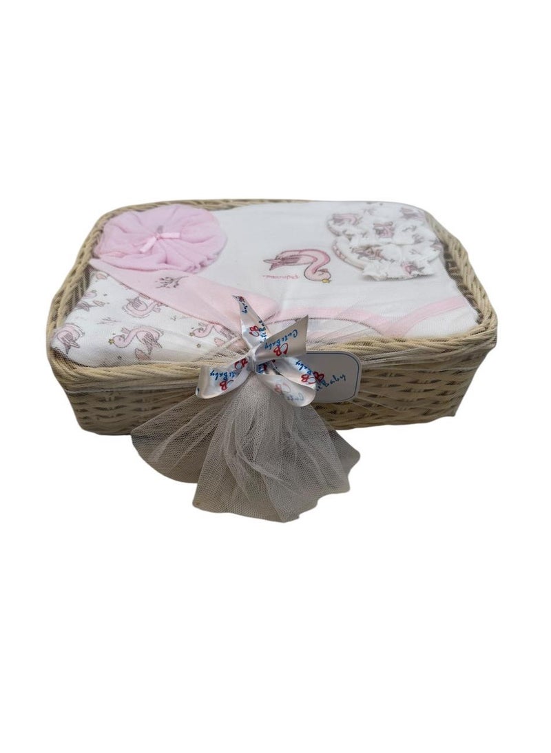 كيوت بيبي سلة هدايا للمولودة الجديدة – طقم قطني متكامل مكون من 5 قطع مثالية للطفلة - Image 2