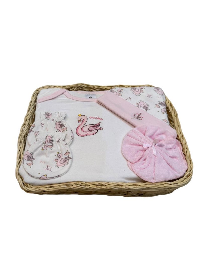 كيوت بيبي سلة هدايا للمولودة الجديدة – طقم قطني متكامل مكون من 5 قطع مثالية للطفلة - Image 5