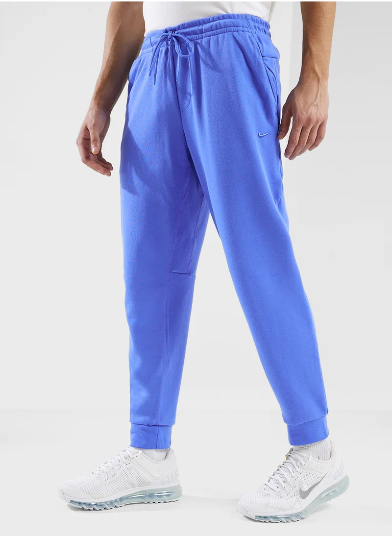Nike Dri-Fit Uv Primary Jogger Pants