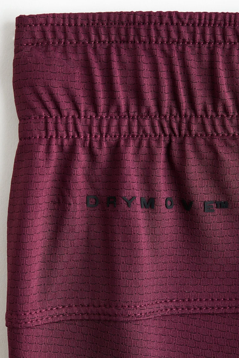 اتش اند ام شورت رياضي بتقنية دراي موف - من قطعتين