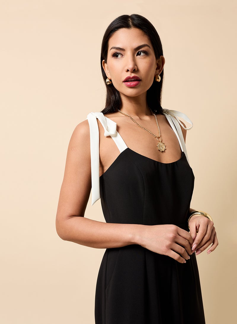 Little Mistress Contrast Shoulder Bow Detail Jumpsuit - Image 3