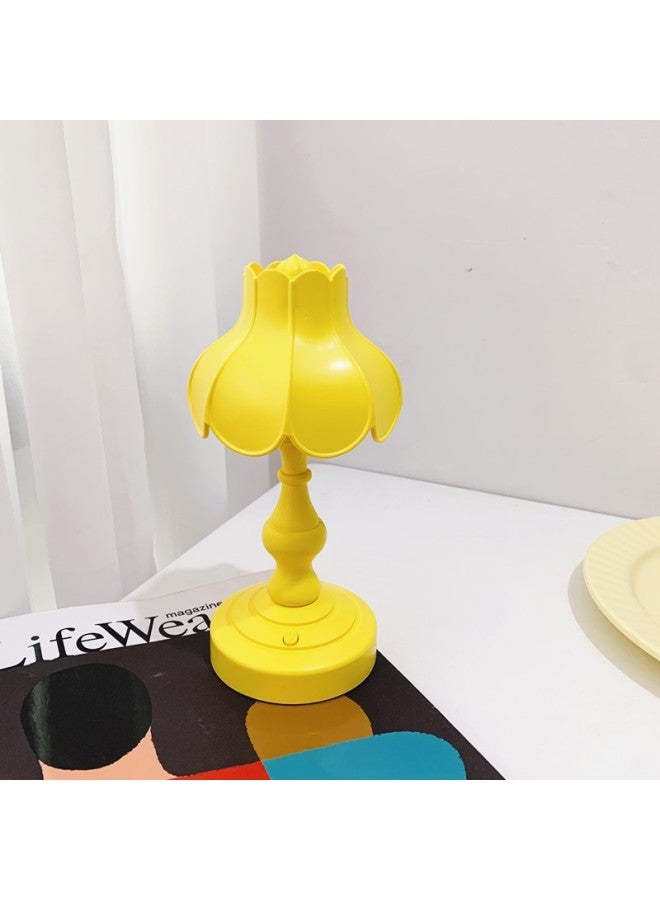 Vintage Table Lamp Ins Lotus Leaf Nightlight Cute Girl Romantic Bedroom Creative Lighting Nordic Style Mini Luminous-Color:LD05 Yellow  - Image 1