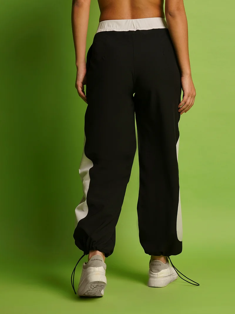 globus Women Mid-Rise Loose Fit Trousers