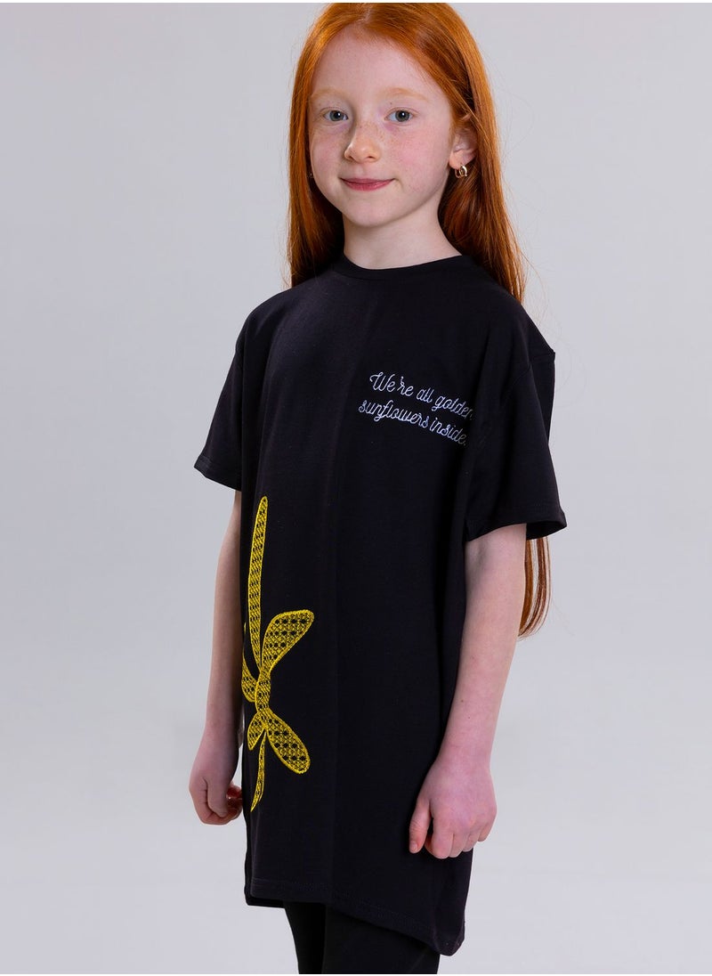Pear Concept - Kids Sunflower Embroidered T-Shirt - Image 1