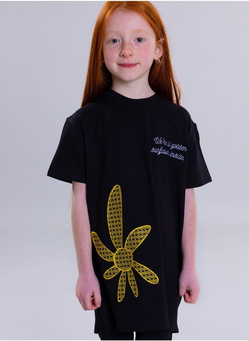 Pear Concept - Kids Sunflower Embroidered T-Shirt - Image 1