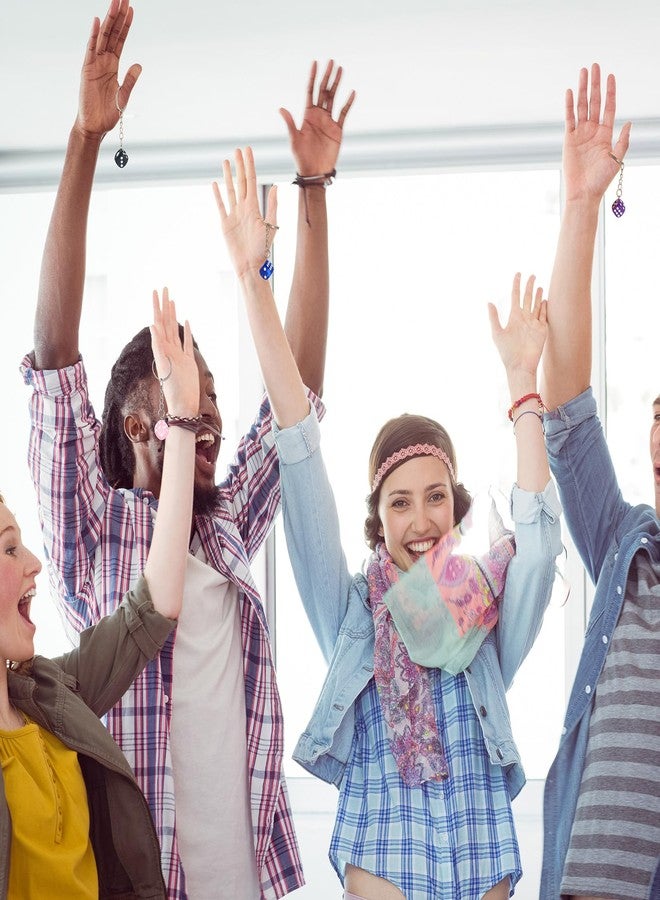 سوريو مجموعة سلاسل مفاتيح على شكل مكعبات من Sureio، 24 قطعة، بكميات كبيرة. سلاسل مفاتيح ثلاثية الأبعاد على شكل مكعبات، هدايا مثالية لحفلات الكازينو، ألعاب، سلاسل مفاتيح، قلادات، هدايا للخواتم، إكسسوارات مجوهرات للحقائب، حقائب اليد، والهواتف المحمولة. - Image 5