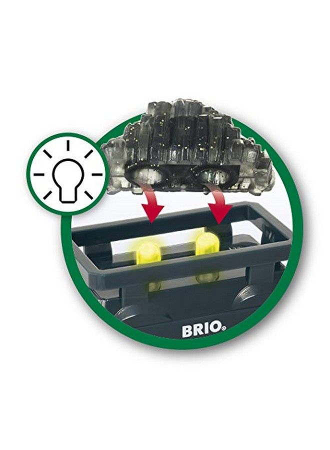 Brio عربة ذهبية مضيئة عالم 33896؛ لعبة عربة مكونة من قطعتين للأطفال من عمر 3 سنوات وما فوق - Image 5