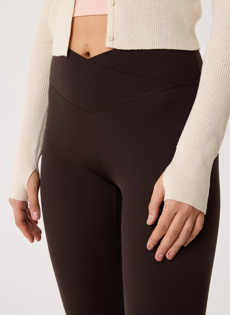 آري من امريكان ايجل Crossover High Waist Pants