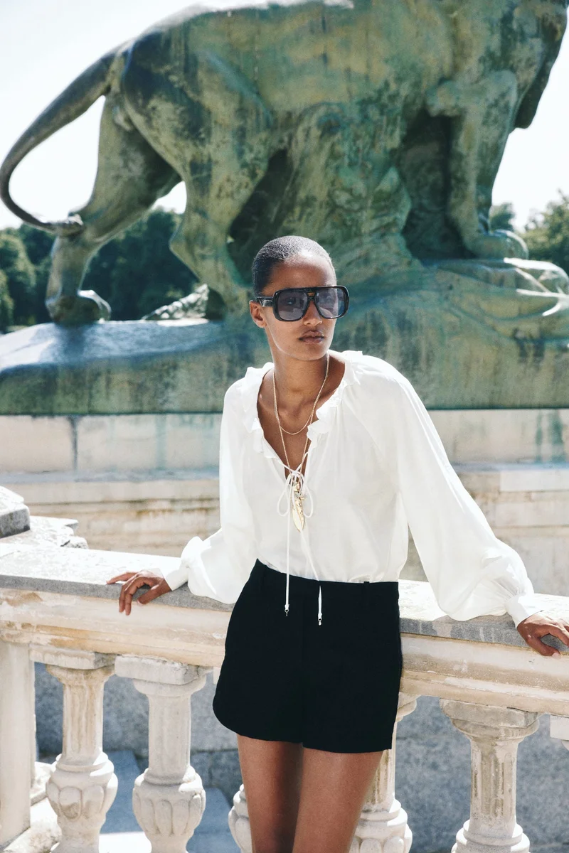 H&M Frill-collar blouse