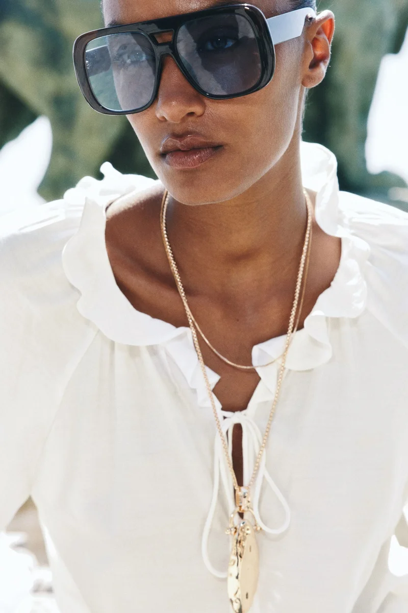 H&M Frill-collar blouse