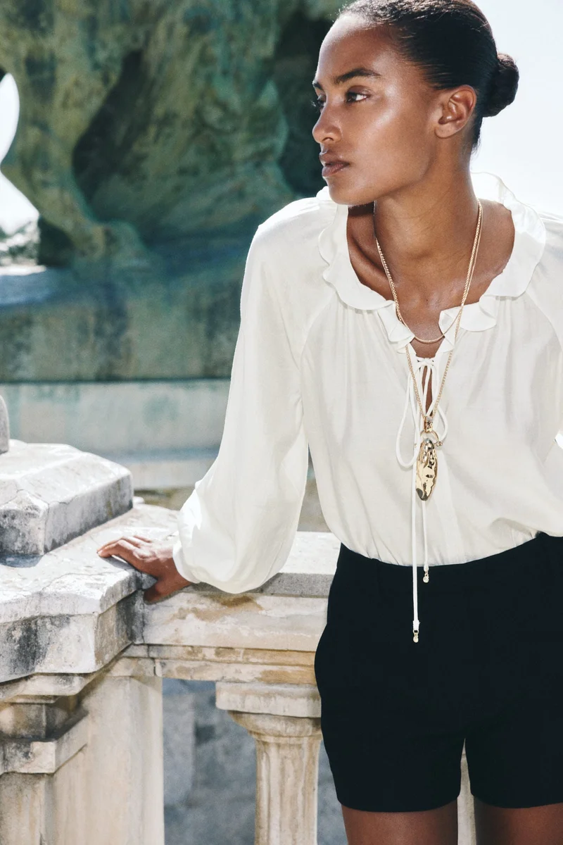 H&M Frill-collar blouse