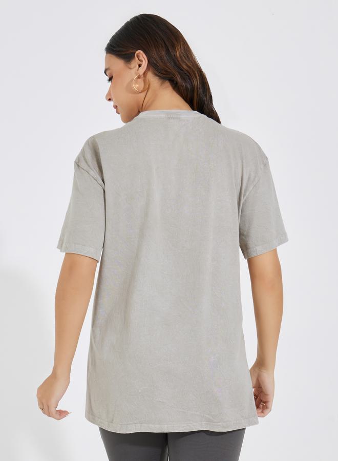 ستايلي تيشيرت فضفاض مطبع بطبعة كتابة - Image 4