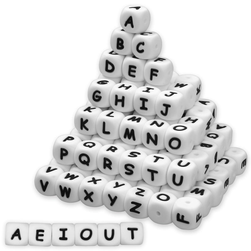 Prasacco 110 قطعة من حبات الحروف السيليكونية AZ إضافية للحروف المتحركة 12 مم مكعب مربع الأبجدية لصنع الأساور والميداليات والقلائد وحبال المجوهرات