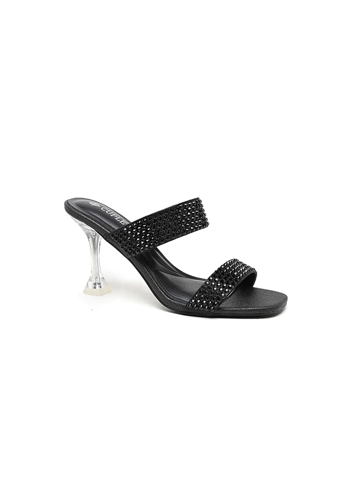 كابلي مولات بكعب عالٍ وشارتين مزينتين بأناقة