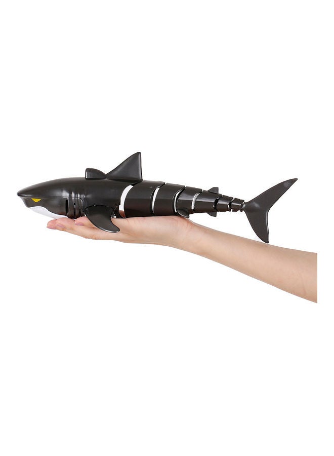 طقم لعبة سمكة قرش صغيرة تعمل بجهاز تحكم عن بعد - Image 4