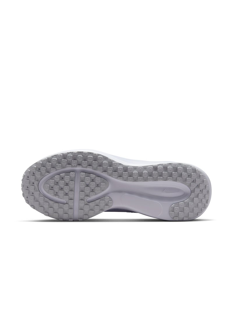Nike REVOLUTION 8 - Image 2
