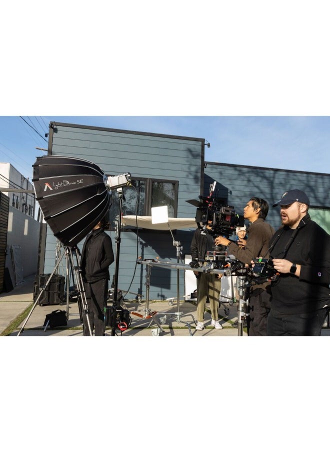 Aputure - amaran COB 100d S Daylight LED Monolight - Image 1