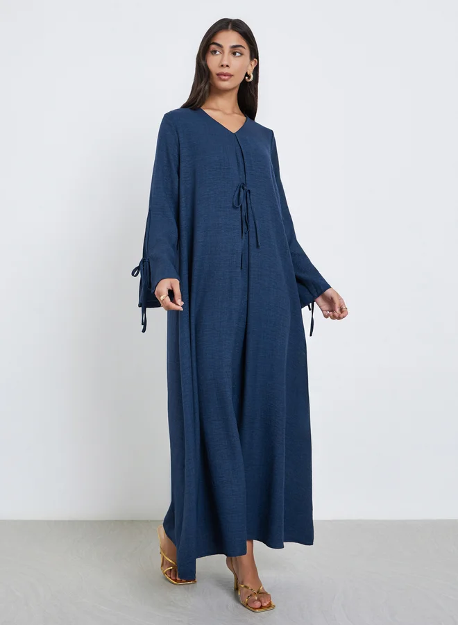 Amirah Amirah Navy Blue Tie-Detail V Neck Jalabiya