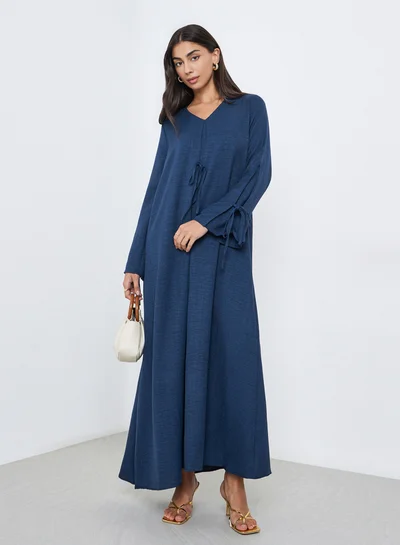 Amirah Amirah Navy Blue Tie-Detail V Neck Jalabiya