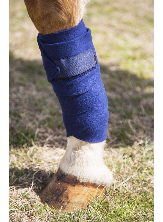 إنتريبيد إنترناشونال مجموعة من 4 قطع من أربطة بولو إنترابيد إنترناشيونال للخيول، ضمادة قطنية، ضمادات أرجل الخيول، ضمادة بيطرية للخيول، دعم خالٍ من الألم، شريط لاصق، مقاس الحصان، ضمادة تمارين وتدريب، أزرق داكن - Image 2