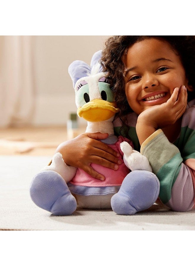 Disney store دميّة ديزي داك متوسطة الحجم من متجر ديزني الرسمي للأطفال، شخصية محبوبة بقوام ناعم وتفاصيل مطرزة بفستان وردي وبنفسجي، دمية ديزني مناسبة لجميع الأعمار. - Image 2