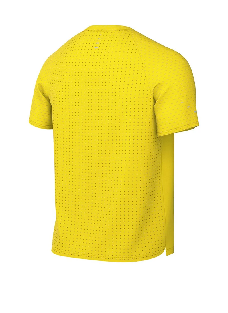 Nike City Marathon Stride T-Shirt