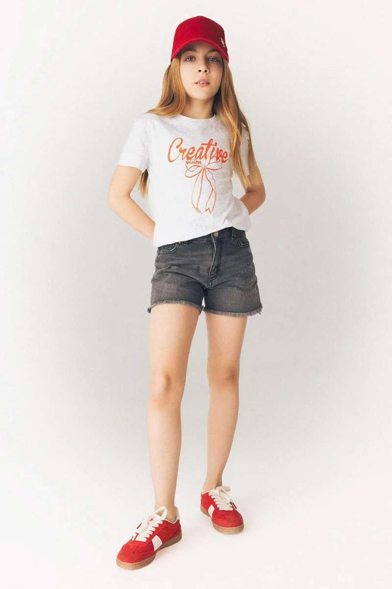 ديفاكتو Girl Ripped Detailed Cotton Denim Shorts