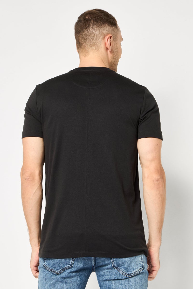 DKNY Men Crew Neck Short Sleeve Plain T-Shirt, Black - Image 4
