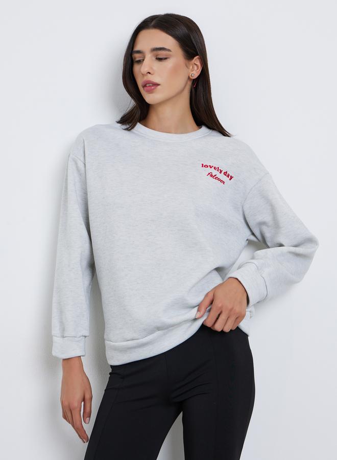 ستايلي سويت شيرت واسع مطرز بكتابة - Image 3