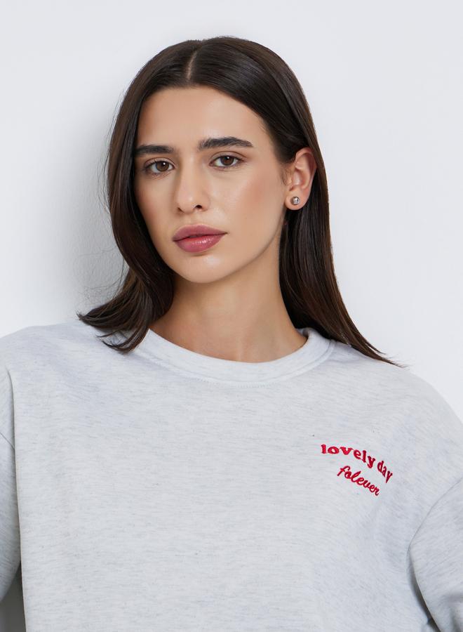 ستايلي سويت شيرت واسع مطرز بكتابة - Image 4