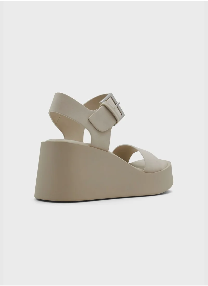 كول ات سبرنج MERISA Mid-Heel Sandals