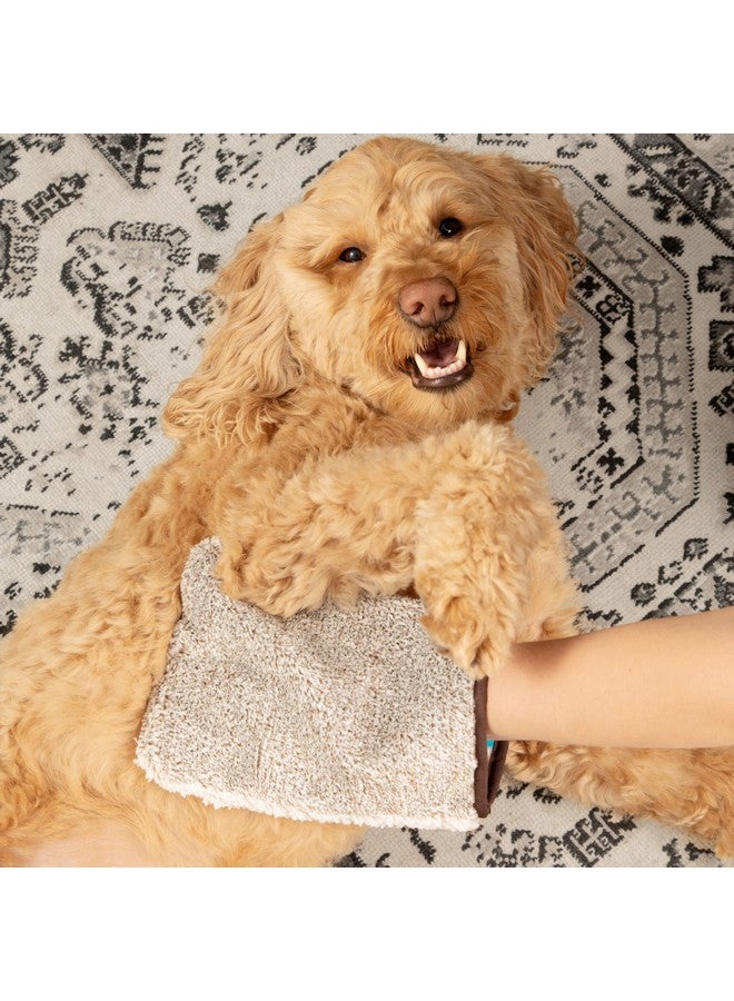 e-cloth E-Cloth Pet Grooming & Massage Mitt, Microfiber Cleaning with Just Water - Image 4