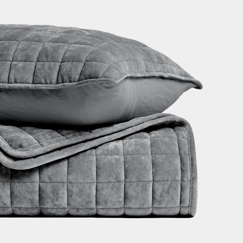 RECYCO Luxury Velvet Quilt Set King Size Bedding Sets, Ultra Soft Velvet Comforter Set, Lightweight Channel Box Stitch Oversized Bedspread Coverlet for All Season, with 2 Shams, Charcoal Gray - Image 5