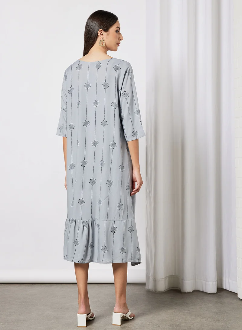HANA & SARA All Over Printed Round Neck Three Quarter Sleeve Jalabiya With Facemask