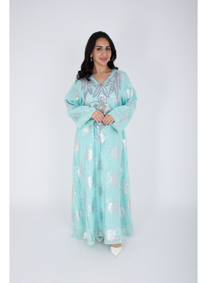 اكسا جلابية بتصميم كلاسيكي فضي - Image 1