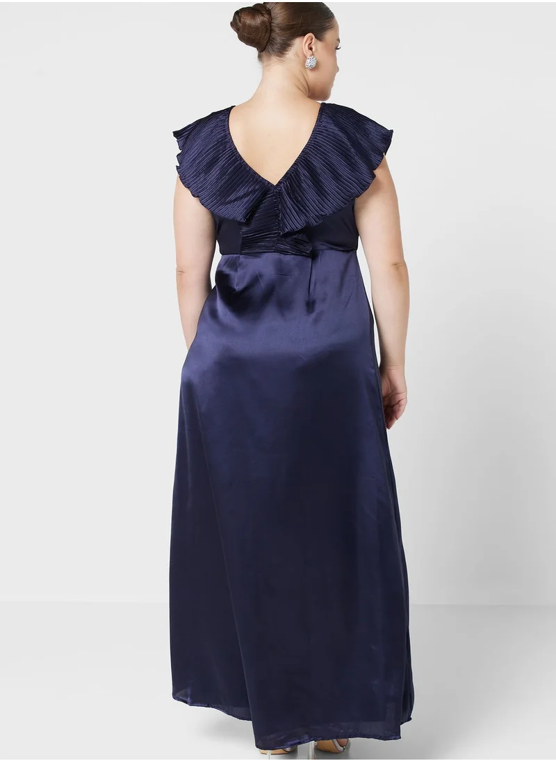 Ella Limited Curve Pleated Detail Satin Dress