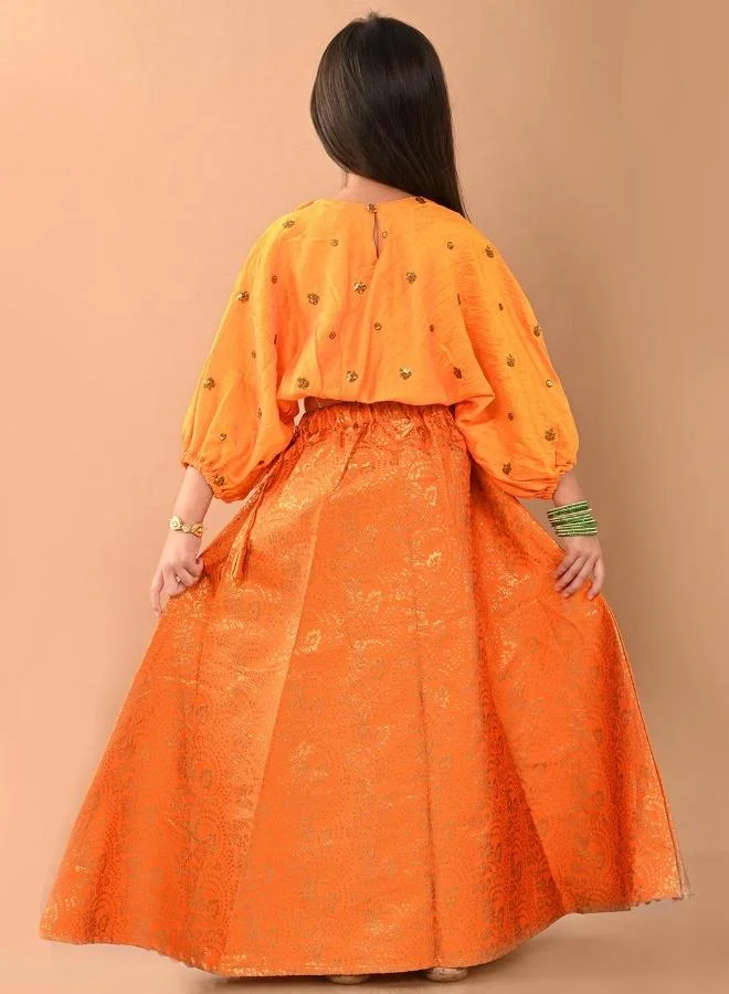 ليل بيكس طقم شولي لنجا أنيق