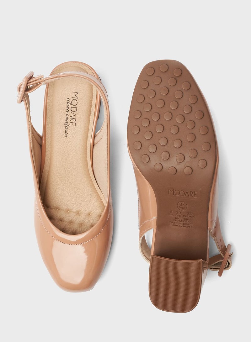 Billie Pumps