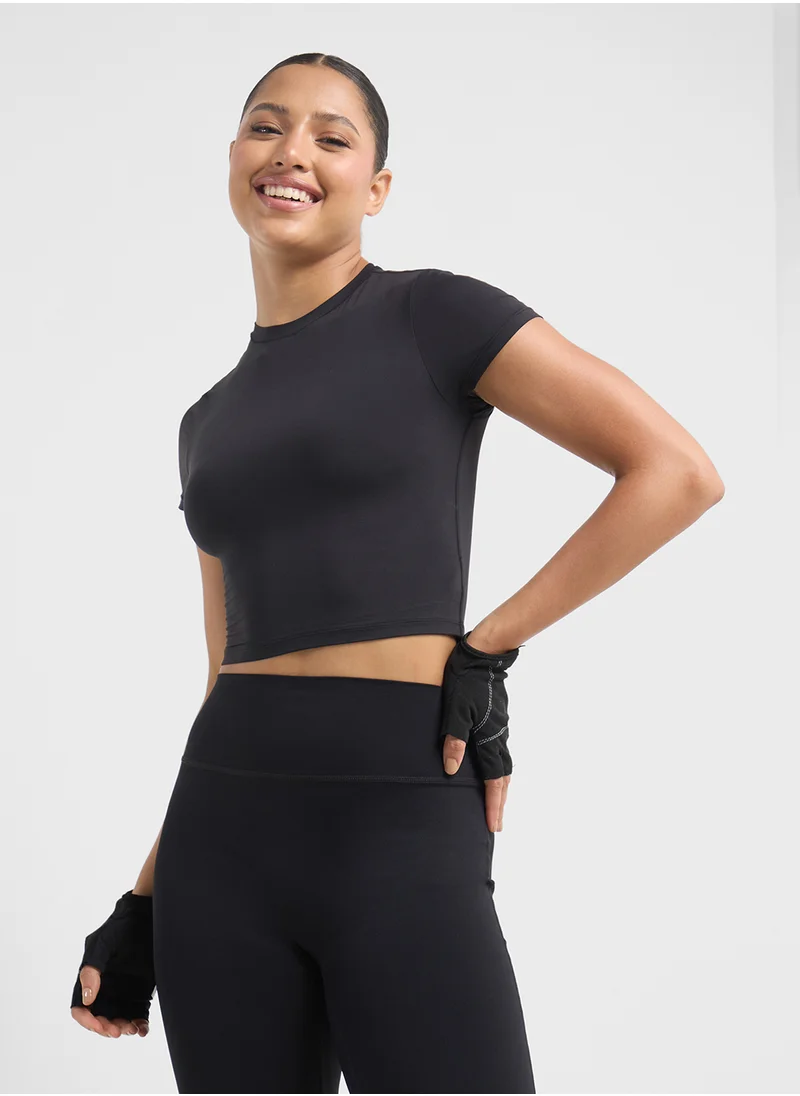 FRWD Seamless Fitted Sculpting T-Shirt