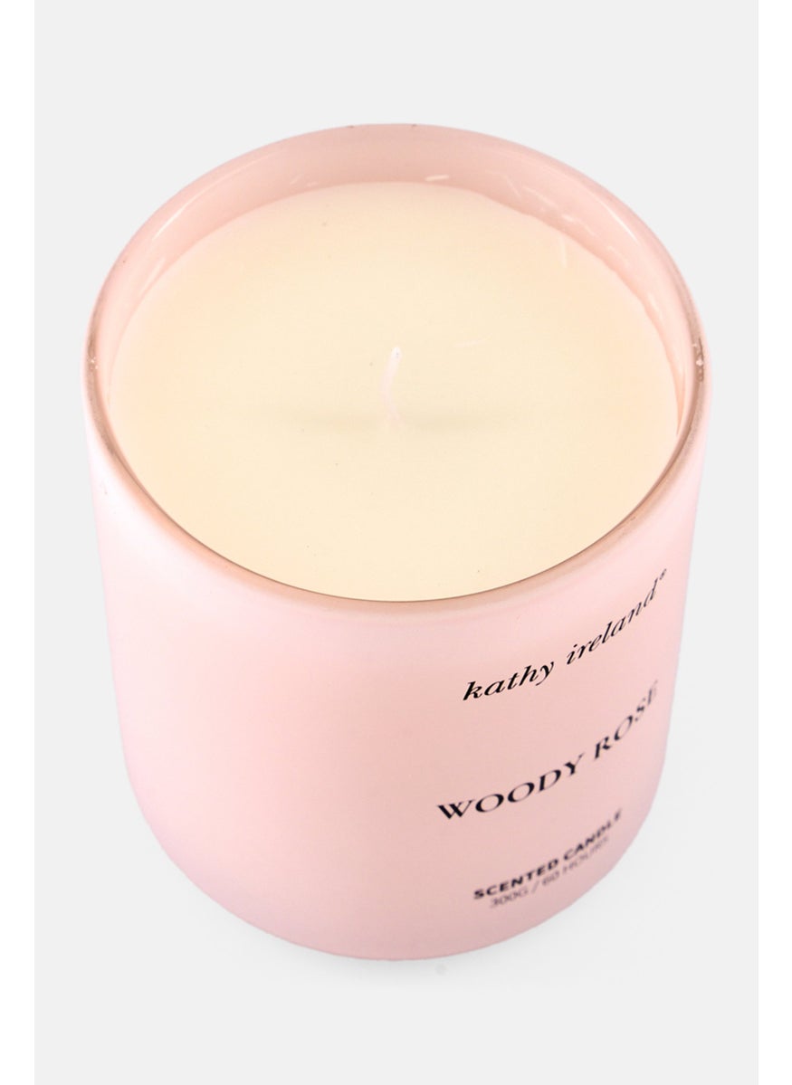 Kathy Ireland - Woody Rose Highly Scented Candle 300g, Rose Pink - Image 1