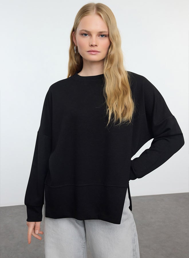 trendyol Crew Neck Soft Buttoned Black Oversize Sweatshirt - Slit Detailed - Image 1